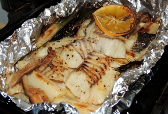 タラ同様、筋繊維がシッカリしてて、アッサリ系ながら味がある美味しい魚です。バターをのせてホイル焼きにすると美味しいです。